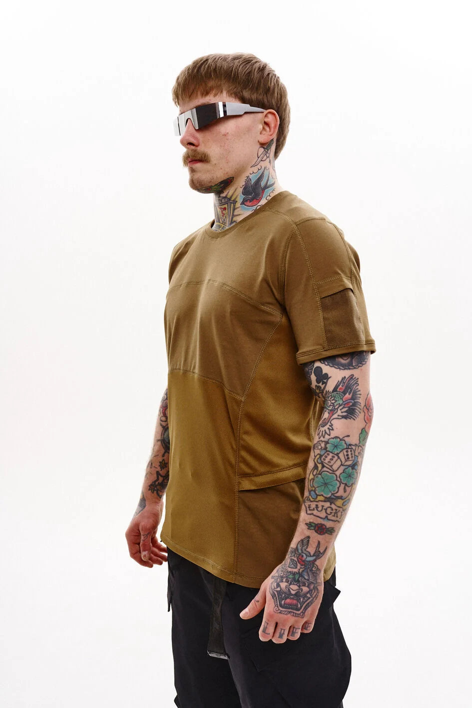 T-shirt "Defender"