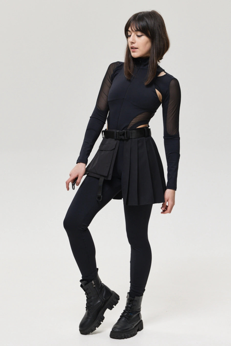 Utility skirt with pocket "Obsidia"