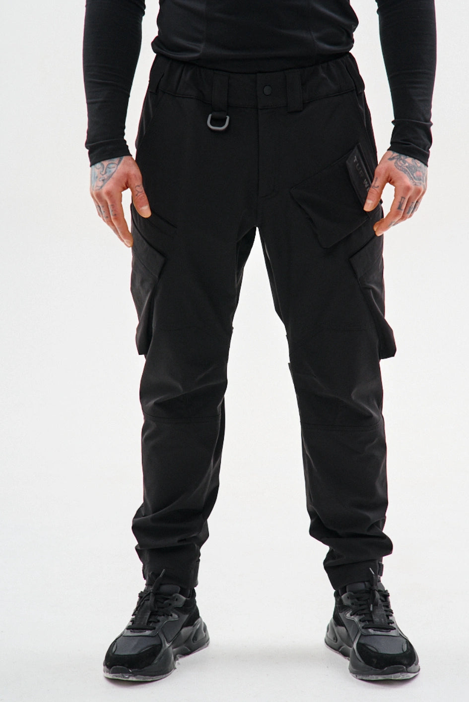 Nylon cargo pants “Bronson”