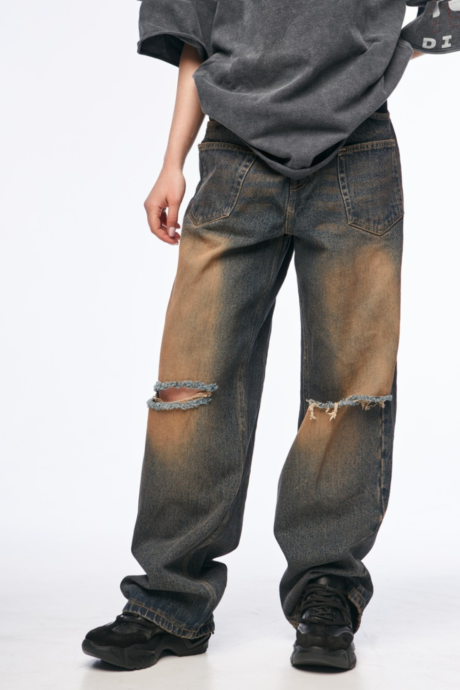 Baggy Jeans with Distressed Detailing