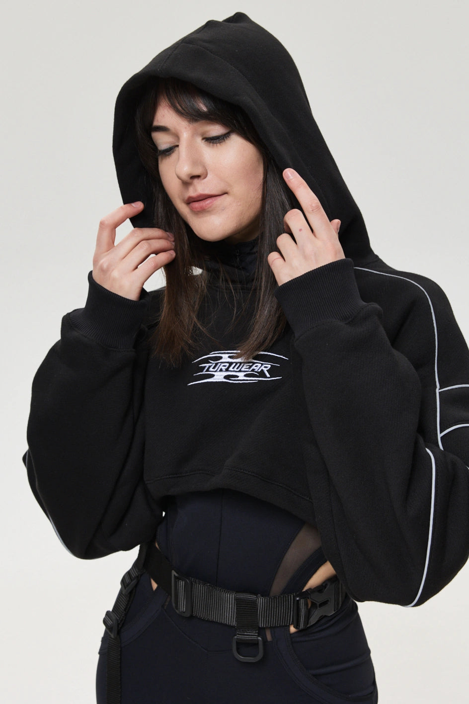 Hoodie with reflective piping “Selena”