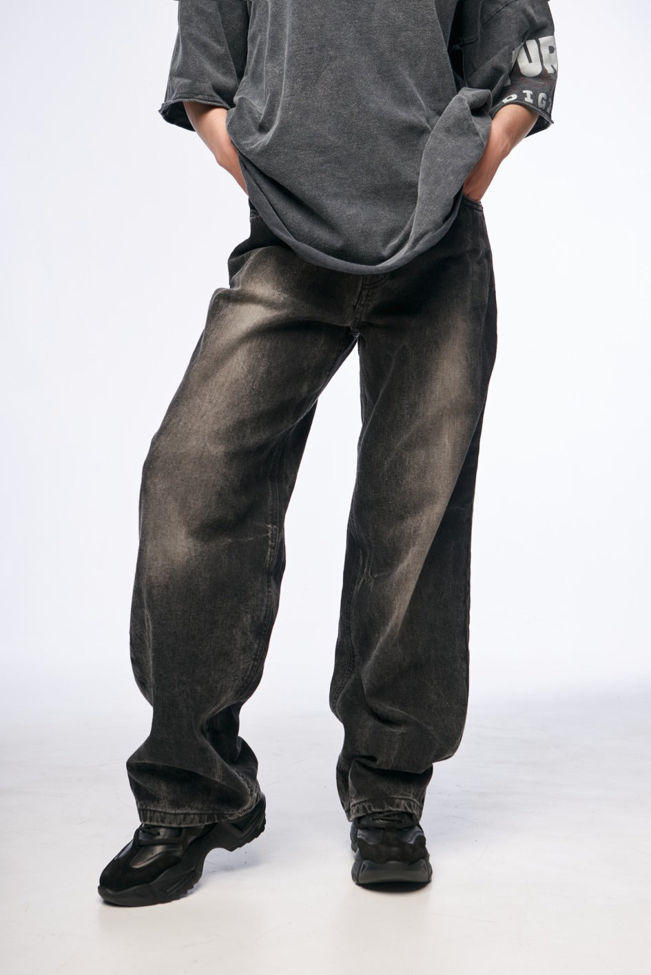 Baggy Jeans with Washed Effect
