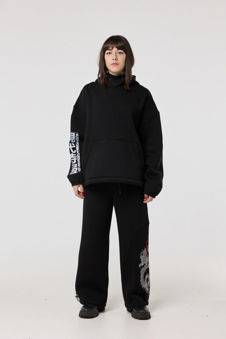 Wide sweatpants with embroidery “Ryuu”